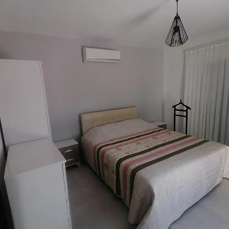 Villa Dalamanın Gözde Sitesinde Havuzlu Cancan