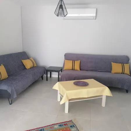 Dalamanın Gözde Sitesinde Havuzlu Cancan Villa *